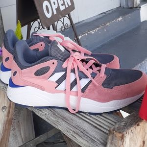 New Adidas Womens crazychaos sneakers